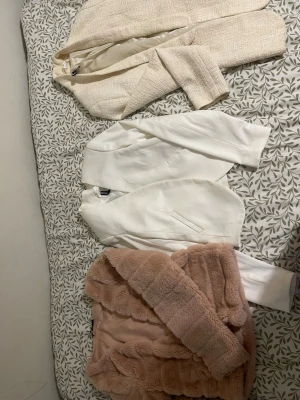 3 jackor - Tre fina jackor väldigt bra skick