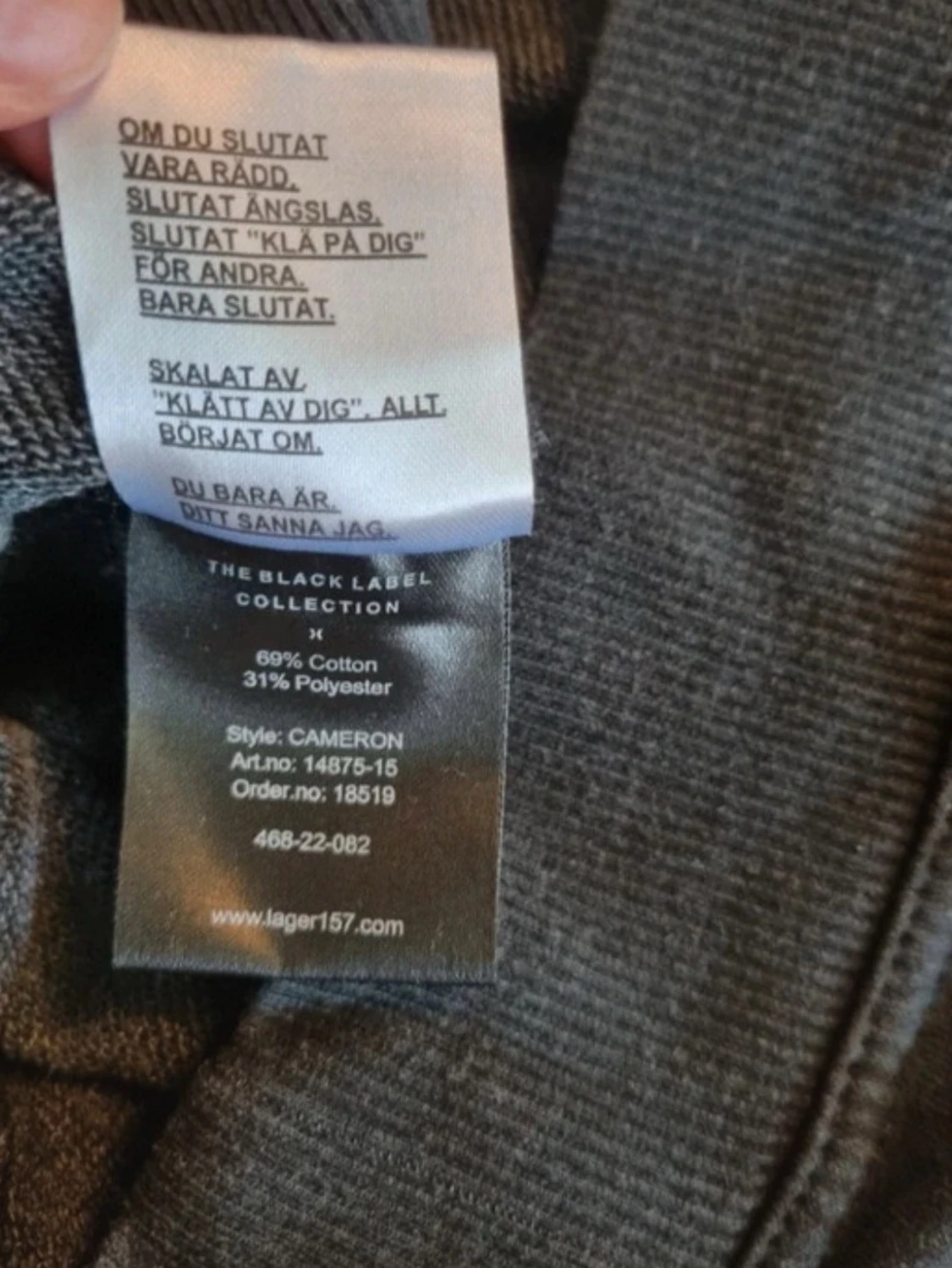 Svart hoodie - 4