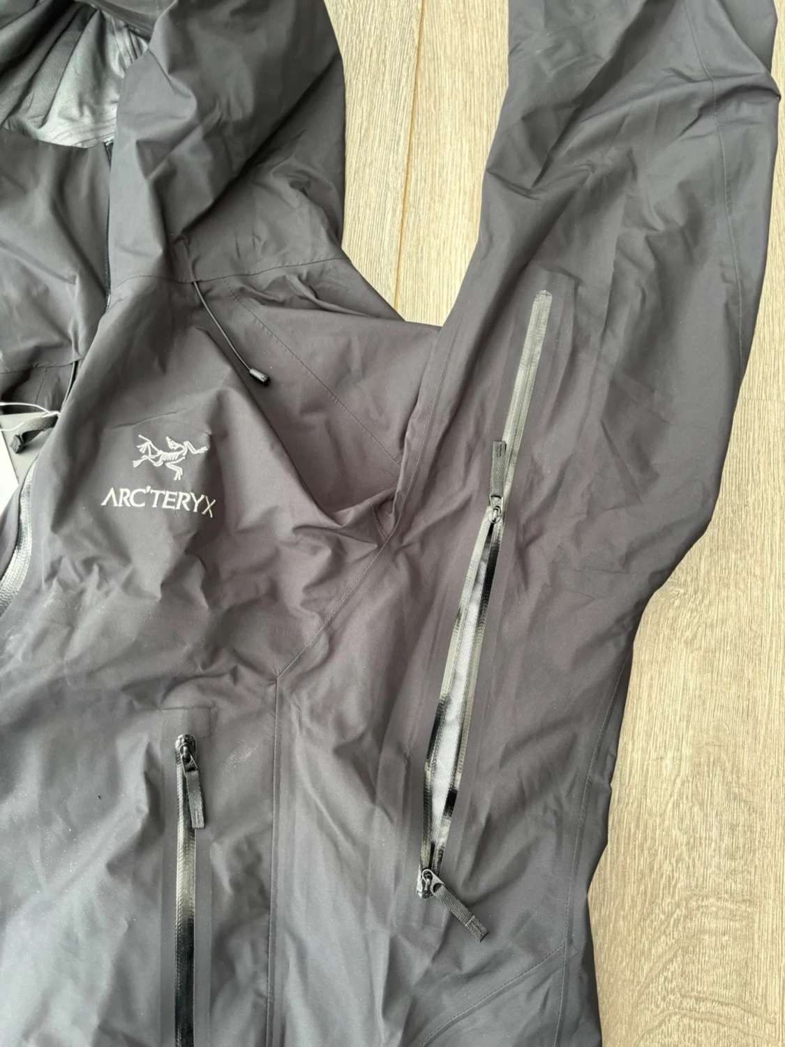 Arc'teryx Gortex Jacka - 3