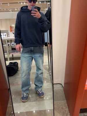 Hope jeans  - Säljer ett par skit feta Hope jeans. Pris kan diskuteras. Tvecka inte att höra av er vid funderingar 