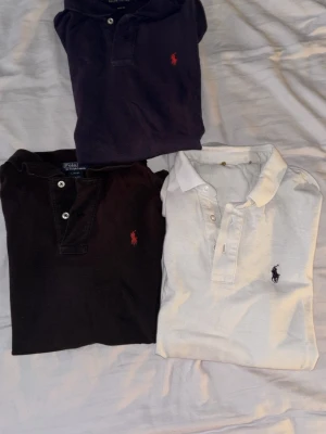 Ralph Lauren piké 3x - Tre st Ralph lauren pikér i storlek S perfekt för sommaren.
