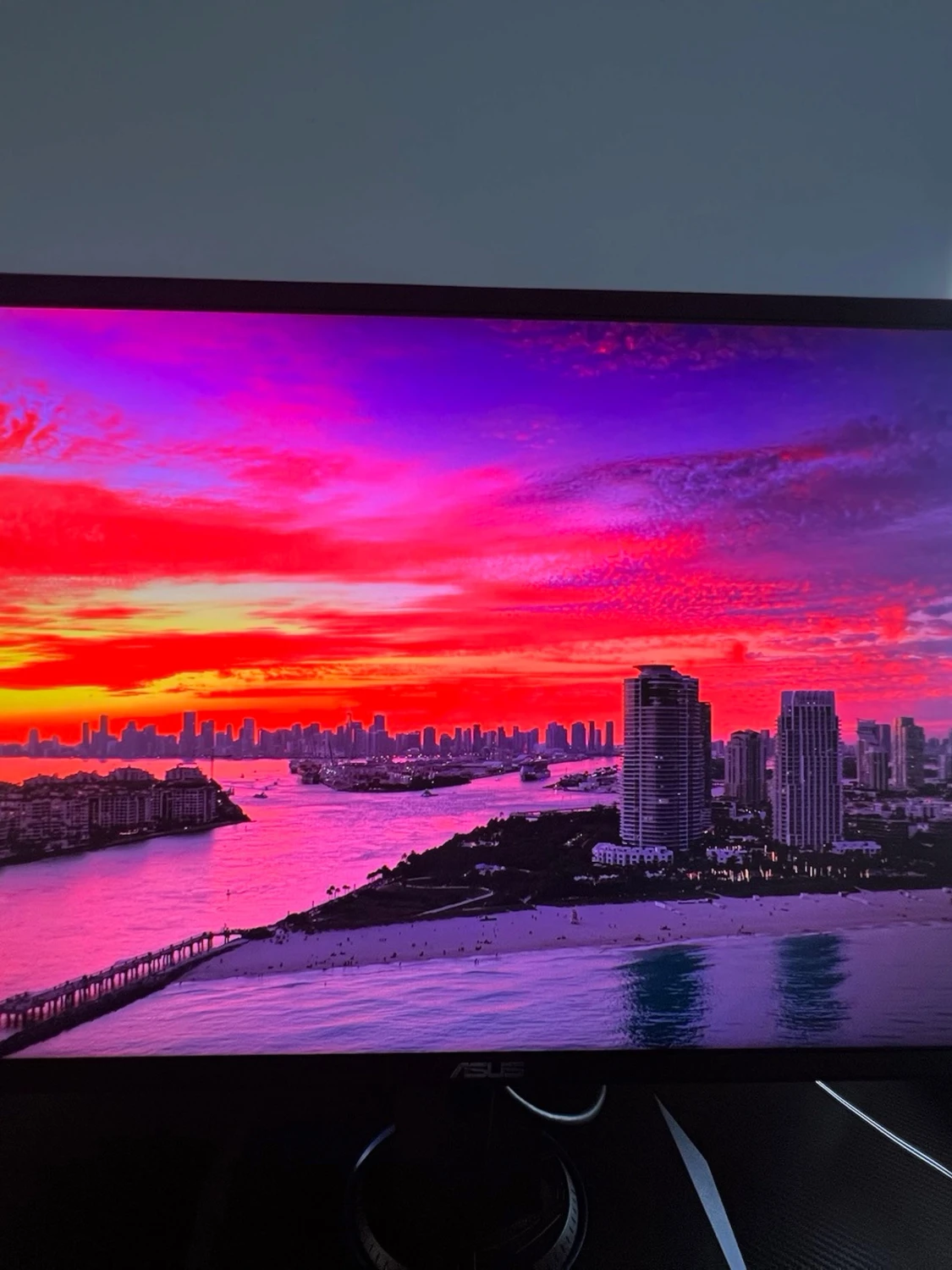 ASUS  svart gaming design med blå ditaljer  - 1