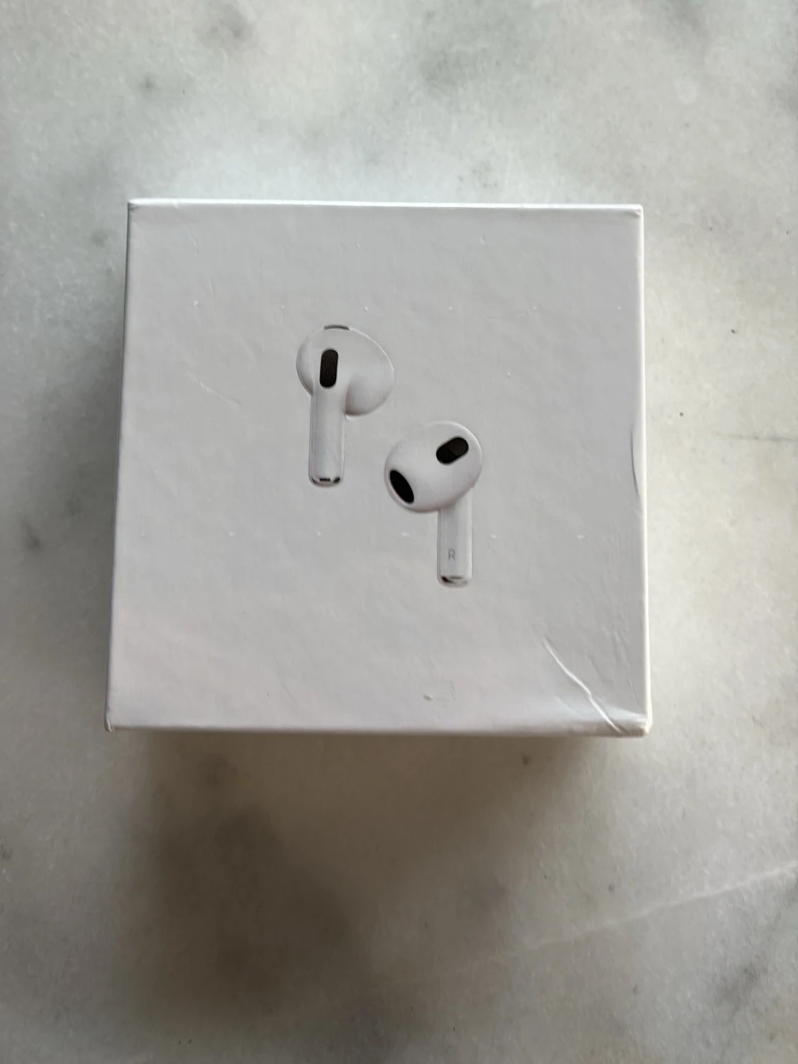 Apple AirPods med MagSafe-laddningsetui - 2
