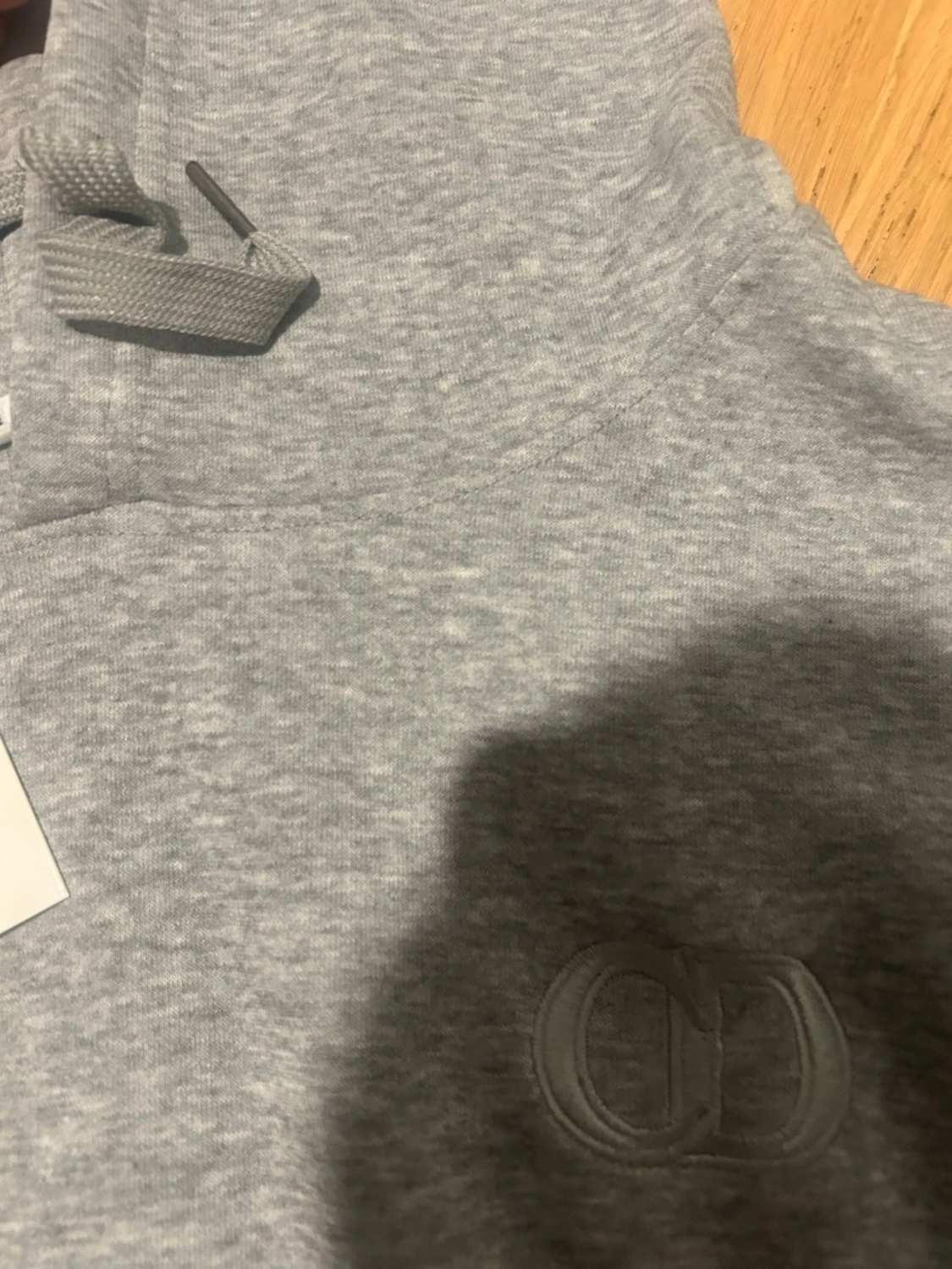 Grå hoodie - 2