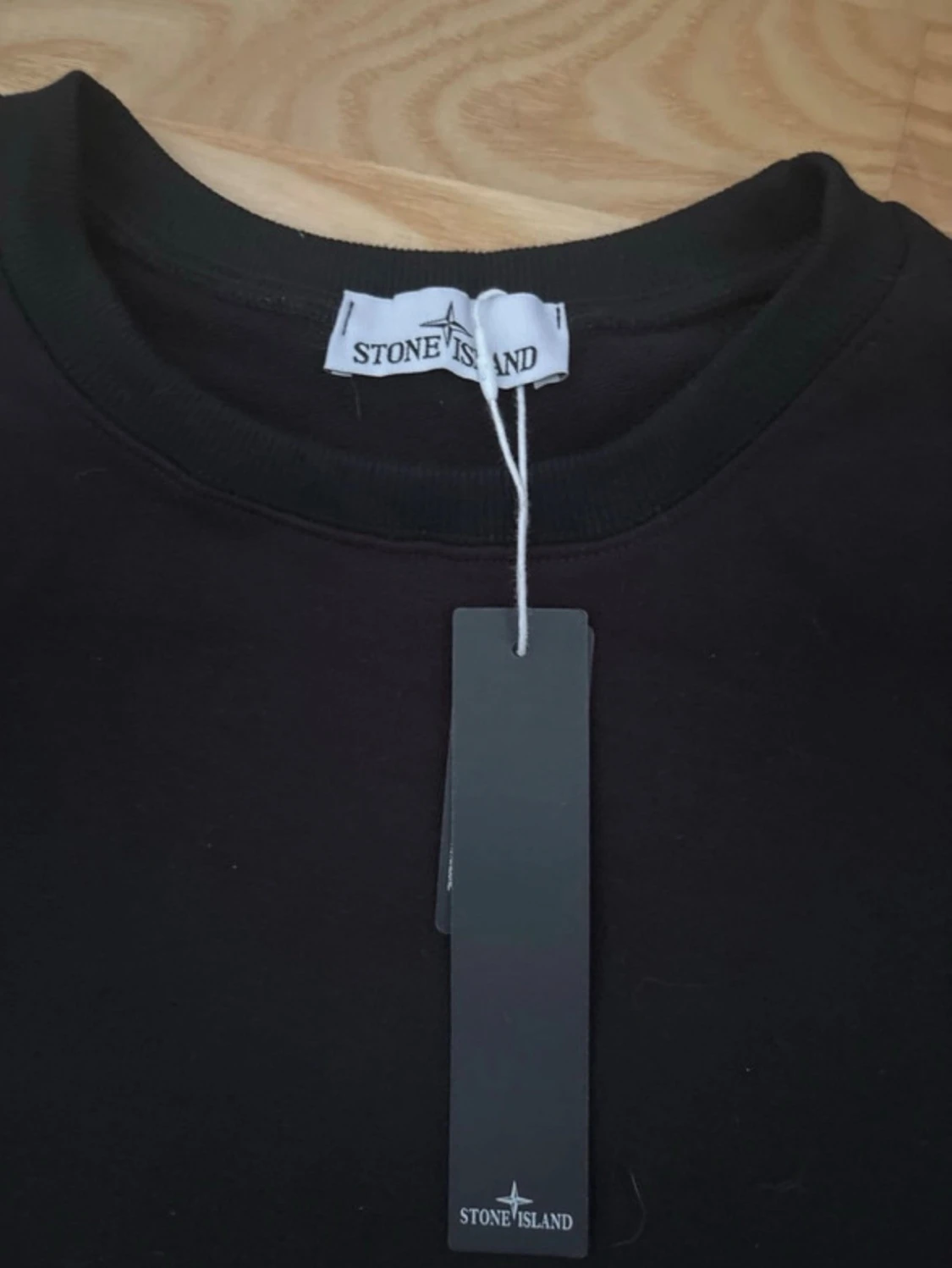 Svart sweatshirt från Stone Island - 1