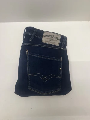 Replay Anbass jeans  - Säljer nu dessa feta Replay Anbass jeans, skriv för fler bilder/frågor😊