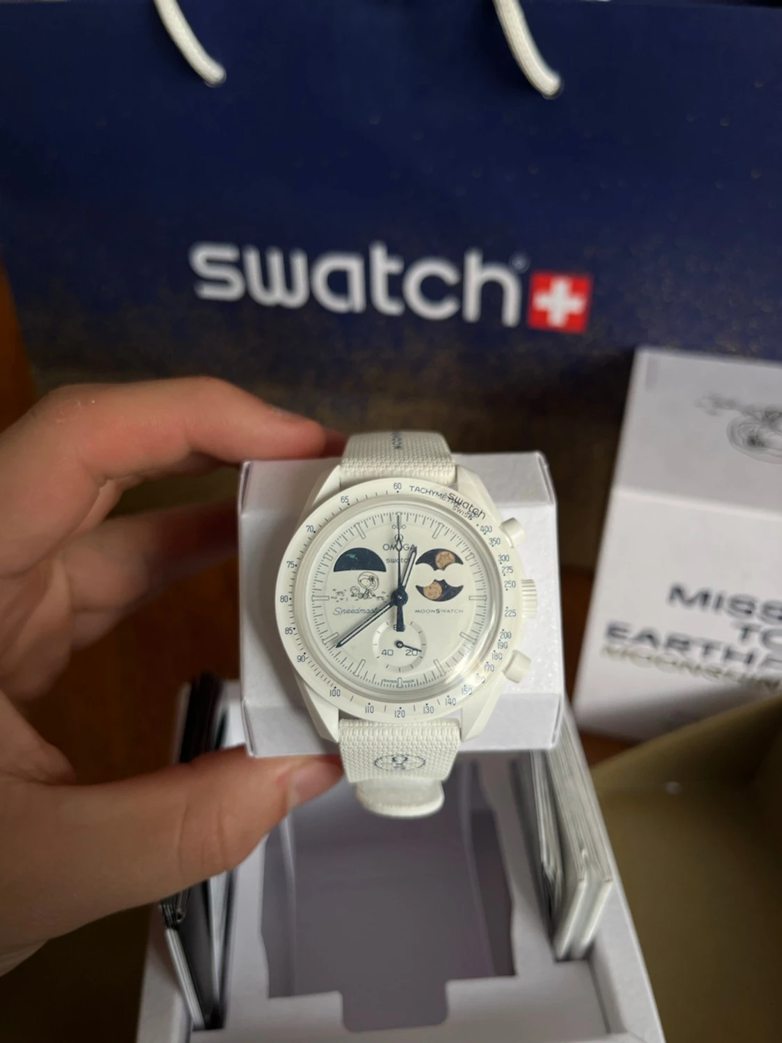 Omega x Swatch - mission to earthphase moonshine gold (Limited edition)