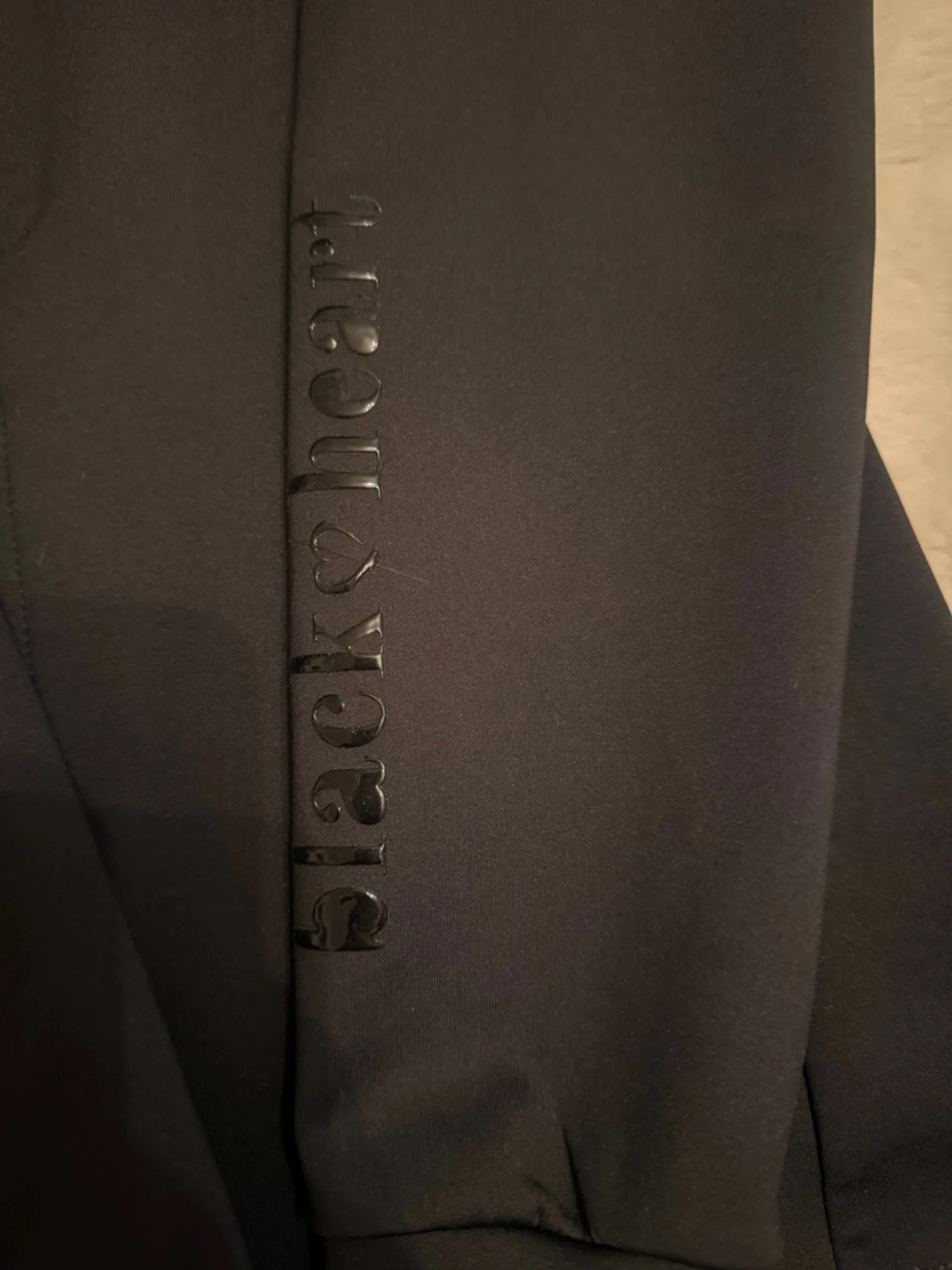 Svart jacka från Black Heart - 1