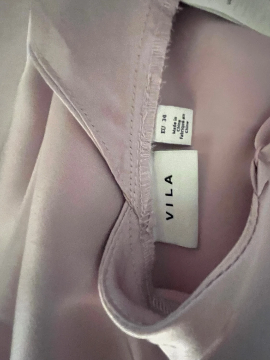 Ljuslila bal klänning i satin - 4