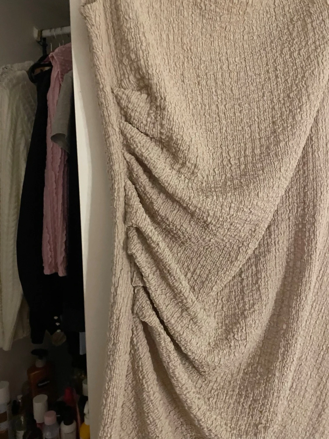 Beige omlott kortklänning - 1