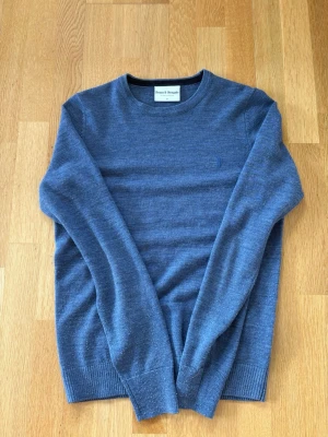 Blå stickad tröja Bruun & Stengade - Merino ull tröja från Bruun & Stengade | Storlek S | mycket bra skick | ställ gärna frågor