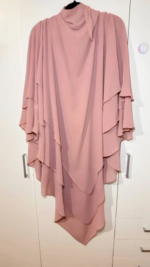 3 layer khimar - Jättefin rosa Khimar 