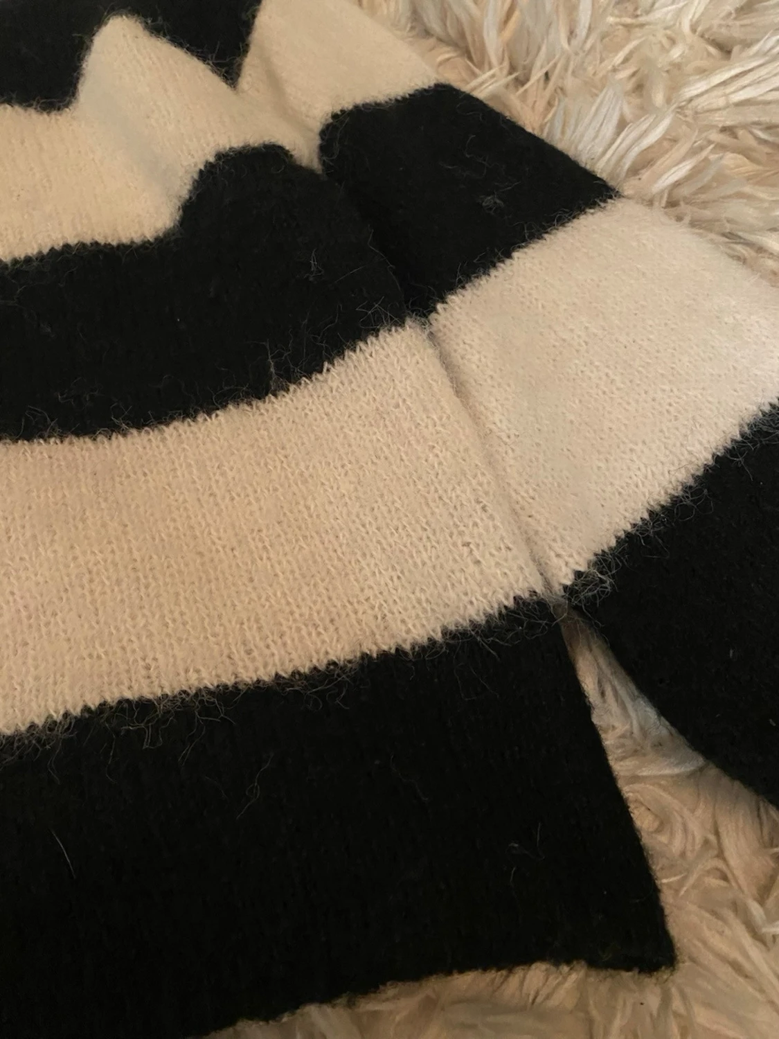 Randig stickad tröja  - 2