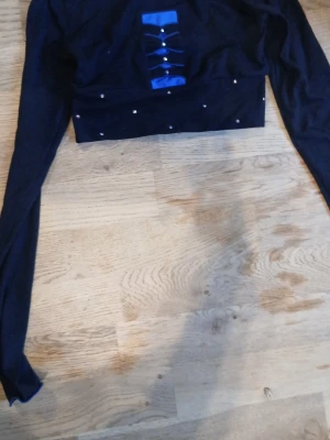 Karisma tröja - Karisma tröjaa🫠 säljer den då den inte kmr till användningg