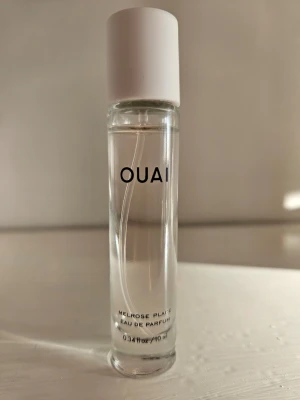 OUAI Melrose Place Eau de Parfum - OUAI Melrose Place Eau de Parfum i 10 ml. Oanvänd. Fast pris 🌞