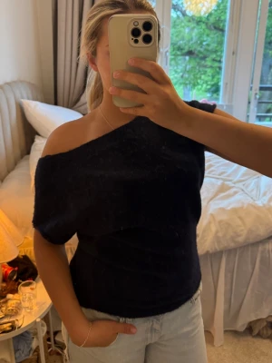 stickad off shoulder topp - superfin stickad topp från nelly💓