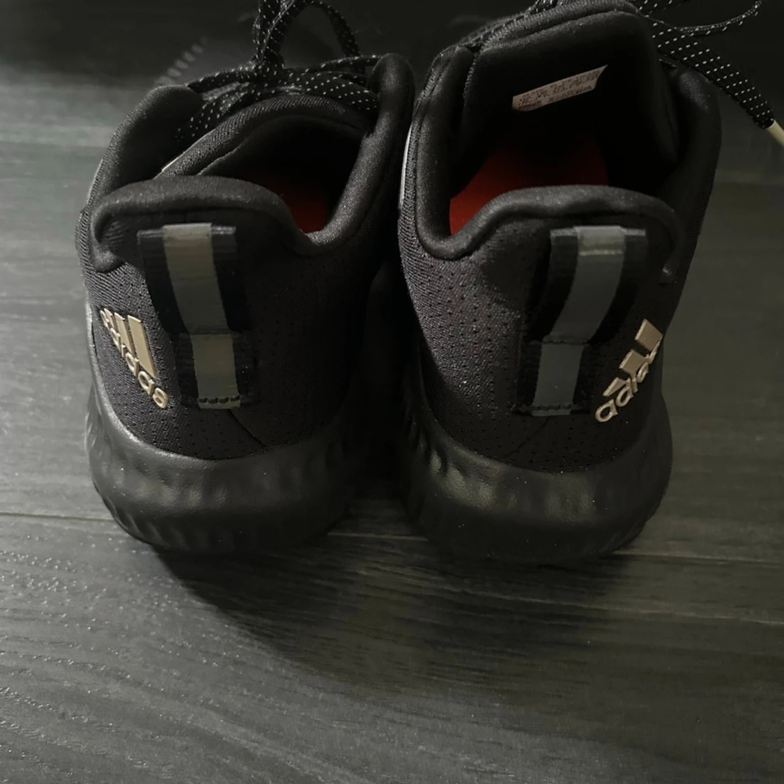 Svarta Adidas sneakers - 2