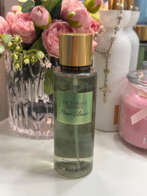 Victoria's Secret  - Victoria's Secret Pear Glace Body Mist 250 ml