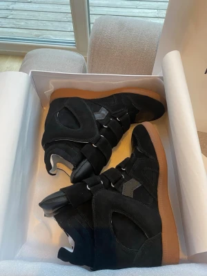 Isabel Marant skor  - Jag köpte dom på Tradera och kvitto finns 