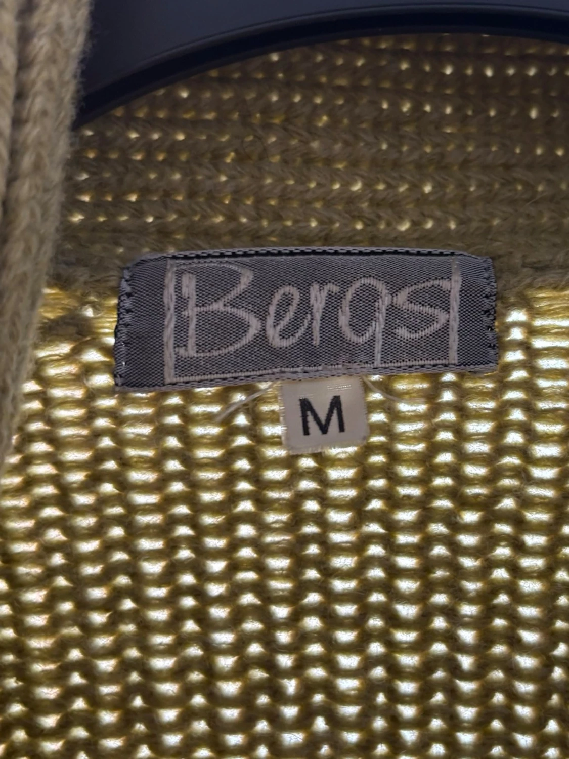 Olivgrön omlottkofta (Bergs) med knytband (m) - 3