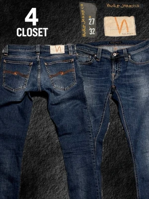 Mörkblå Nudie Jeans 27/32 - Extremt feta blå jeans ifrån Nudie, inte mycket mer att säga! Skick - Mycket bra✅ Storlek - W27 L32✅ Kontakta mig för frågor och eventuella prisförslag, priset går att diskutera!🤝