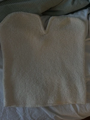 Stickad vit tubtopp  - Supersöt sommartopp, aldrig använd❤️från HM