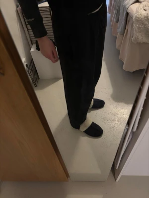 Mjukisbyxor  - Knappt använda