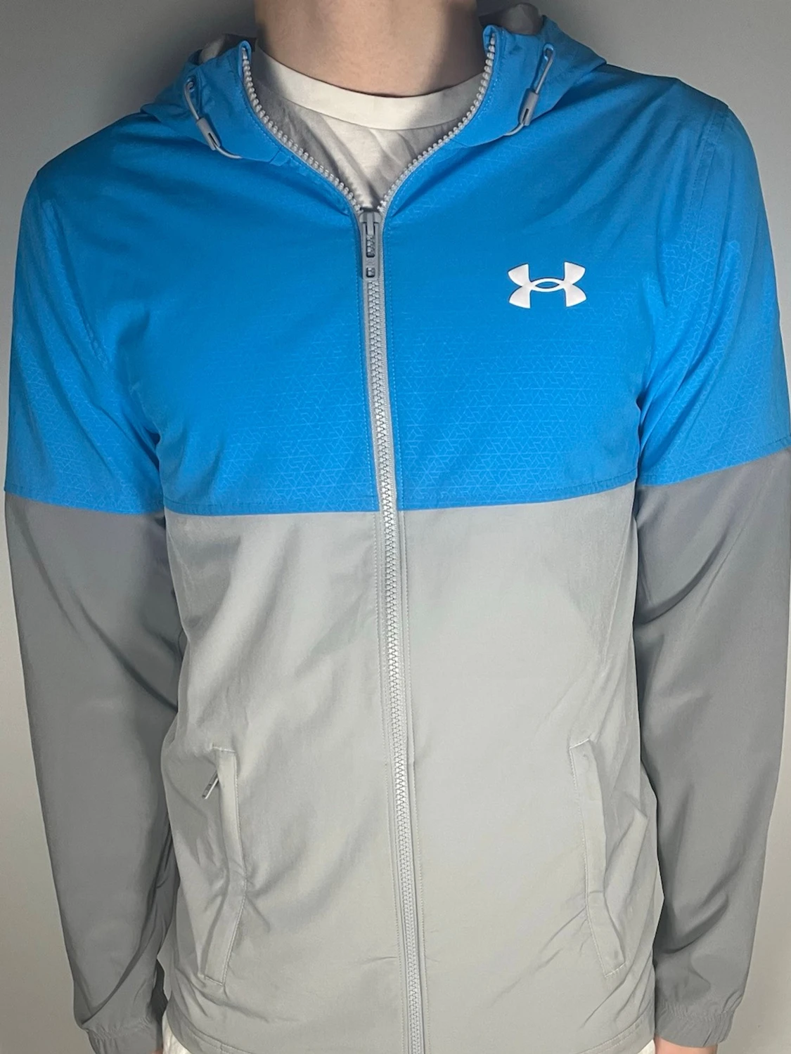 Under Armour windbreak