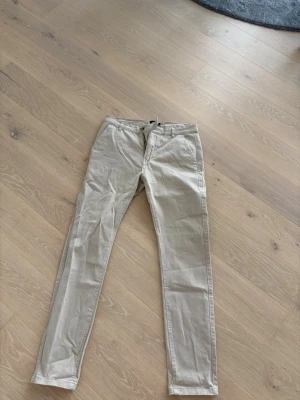 Chinos - Beige chinos från lager 157