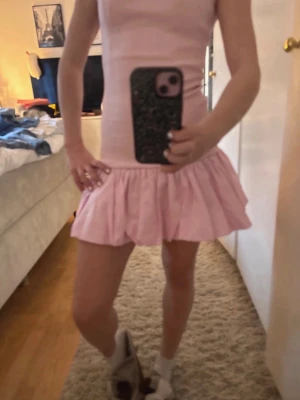 Rosa balong klänning💕 - Skriv för fler bilder! Trendig o snygg klänning från Zara! Strl S men passar XXS o XS!