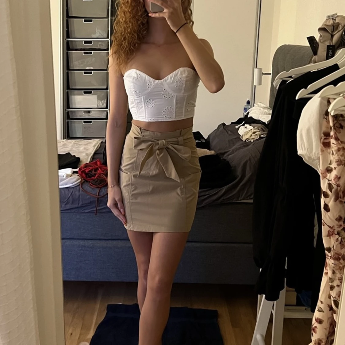 Vit off shoulder topp  - 90