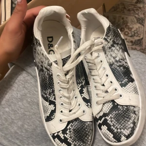 Skor  - Använd 2 gånger 