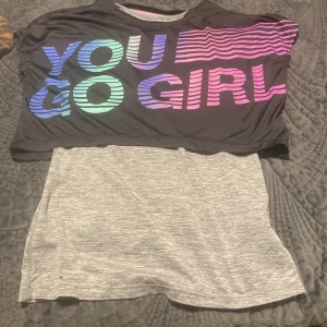 gympa tröja  - t-shirt i bra skick  bara använd en gång  strl 10-11år  