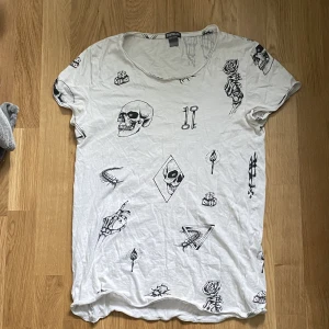 Tshirt  - Good condition 