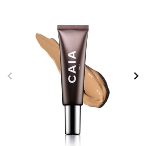 Caia bronzer - Säljer min Caia liquid bronzer då den inte kommit till användning. Endast testad på handen med ett pump så den är så gott som ny.
