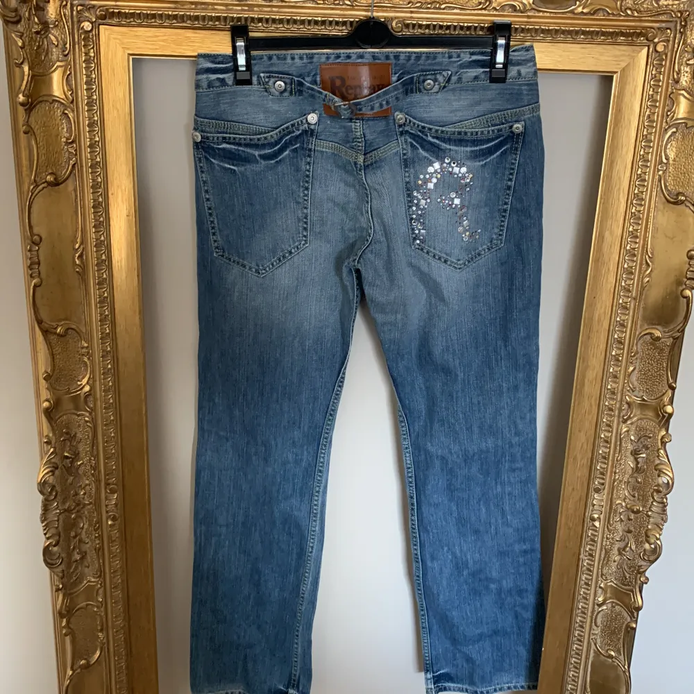 Jeans byxa från Replay waist 30 lengt är32.. Jeans & Byxor.
