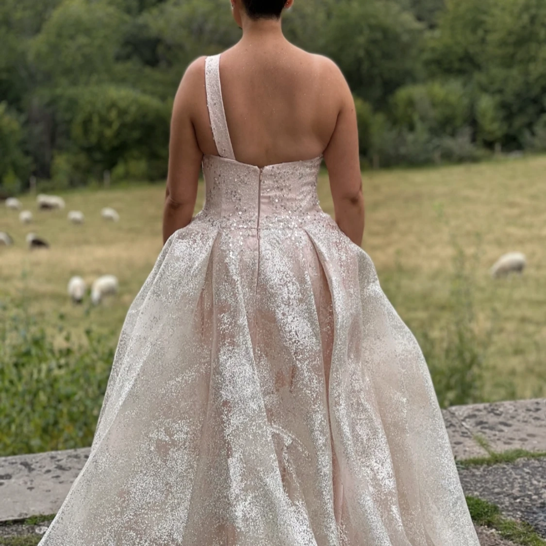 Vacker klänning  - 90