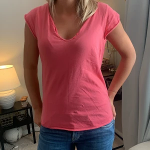 Zadig T-shirt - Super snygg t shirt som jag inte heller andvänder så mycket!💗