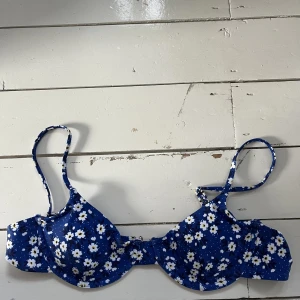 Bikinitopp - Bikinitopp storlek S☀️