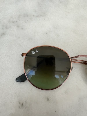 Rayban solglasögon - Knappt använda 