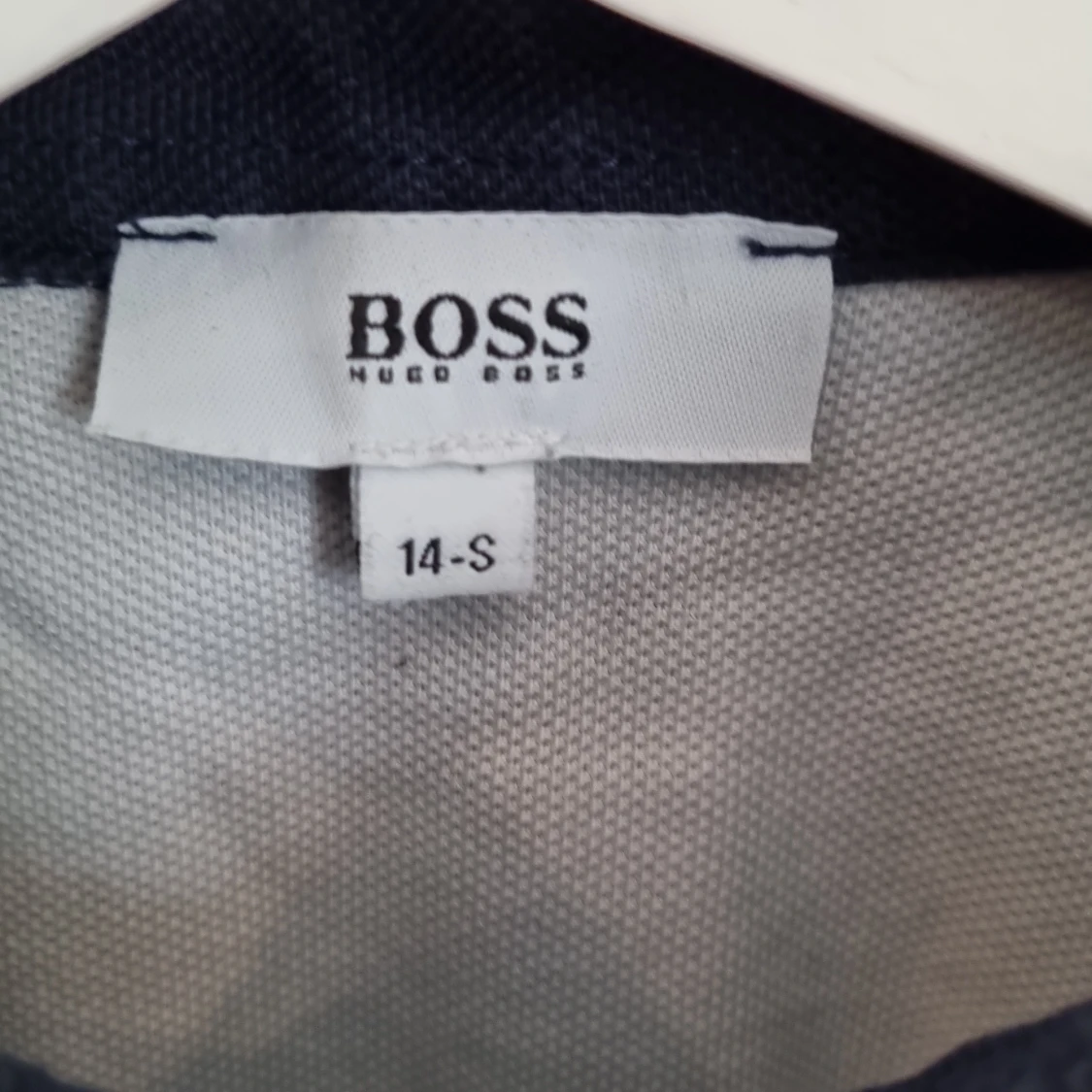 BOSS pikétröja strl S 14 - 90