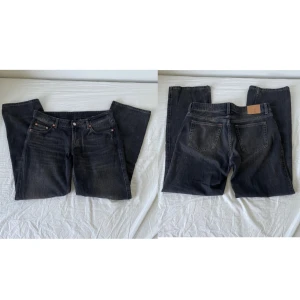 arrow low straight jeans - snygga jeans från Weekday!🖤 nypris 500kr jag säljer för 300kr 🤍storlek 28/30. ytterben: ca 95,5cm. innerben: ca 71cm. knappt använda, fint skick! kontakta mig om du har några frågor, annars använd "lägg prisförslag" <3
