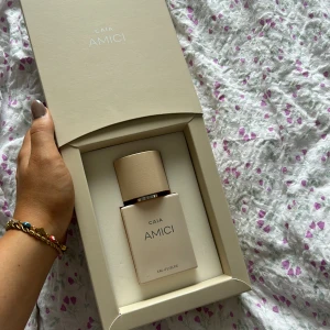 Caia Amici - Endast ett sprut är taget så den är som ny. 50 ml 