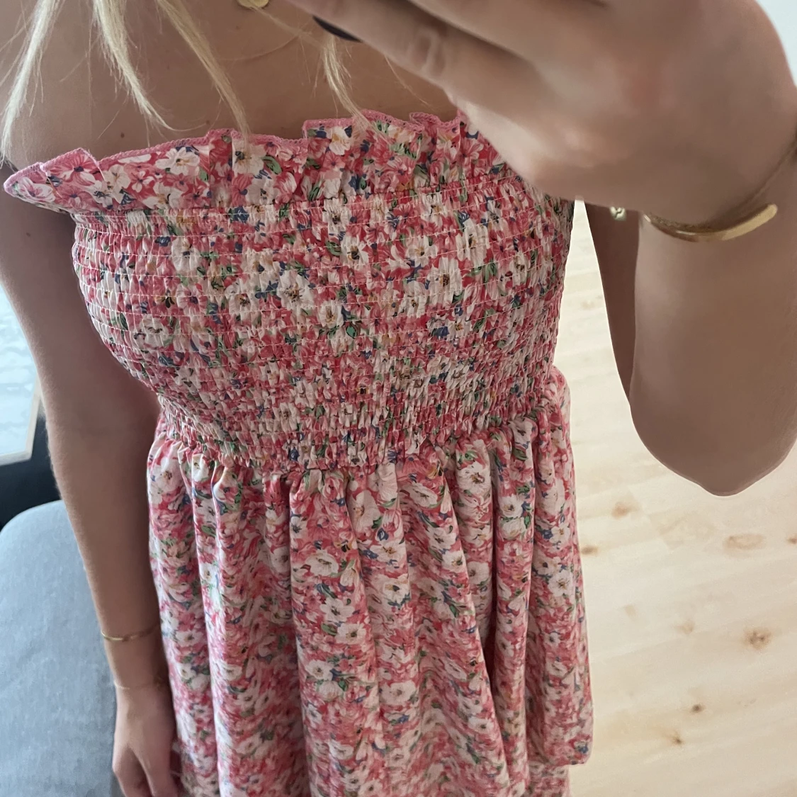 Blommig klänning - 90