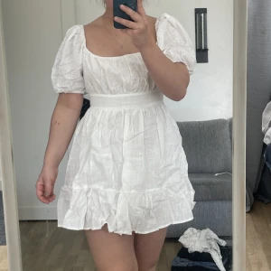 Studentklänning - Fin stundent eller sommar klänning