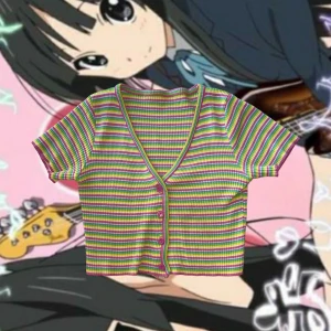 Lätt tröja🌸 - Bekväm och lätt tröja, i storlek, small. Så skönt att ha när det är varmt ute☀️🌈