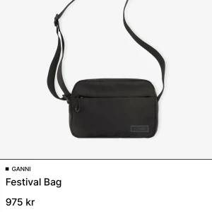 Ganni festival bag - Väska från Ganni, justerbart axelband