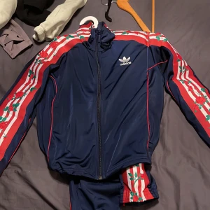 Snyggt adidas set  - Ett jätte snyggt set från adidas 
