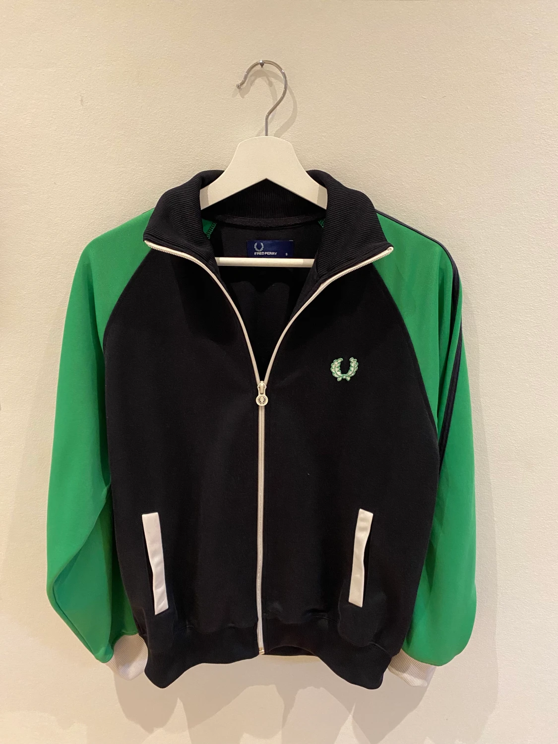 Fred Perry Zip