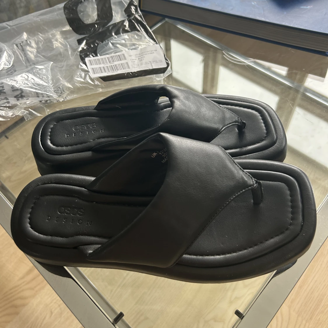 Helt nya slutsålda tofflor från ASOS - 91